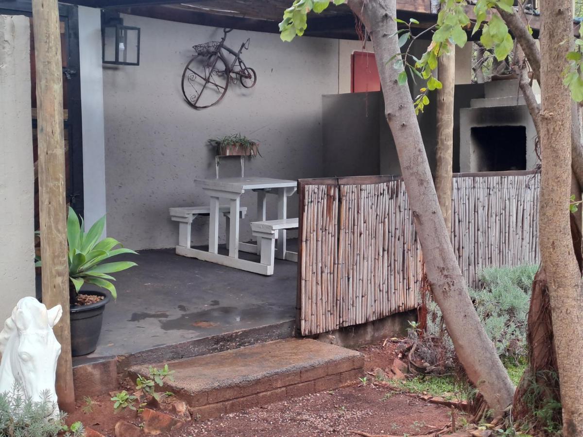 Shangrila-Innibos Country Lodge Hartbeespoort Exterior foto